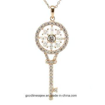 Special Design and Classic Hot Women Fashion Key Shape Pendant Silver Necklace (P5065)